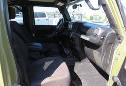 2013 Jeep Wrangler Unlimited - Image 19