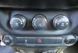 2013 Jeep Wrangler Unlimited - Image 34