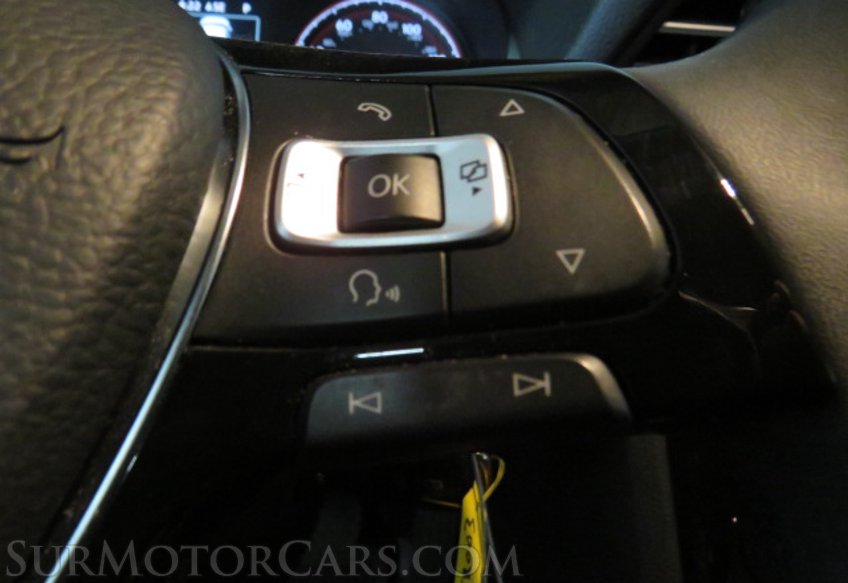 2021 Volkswagen Passat - Image 42