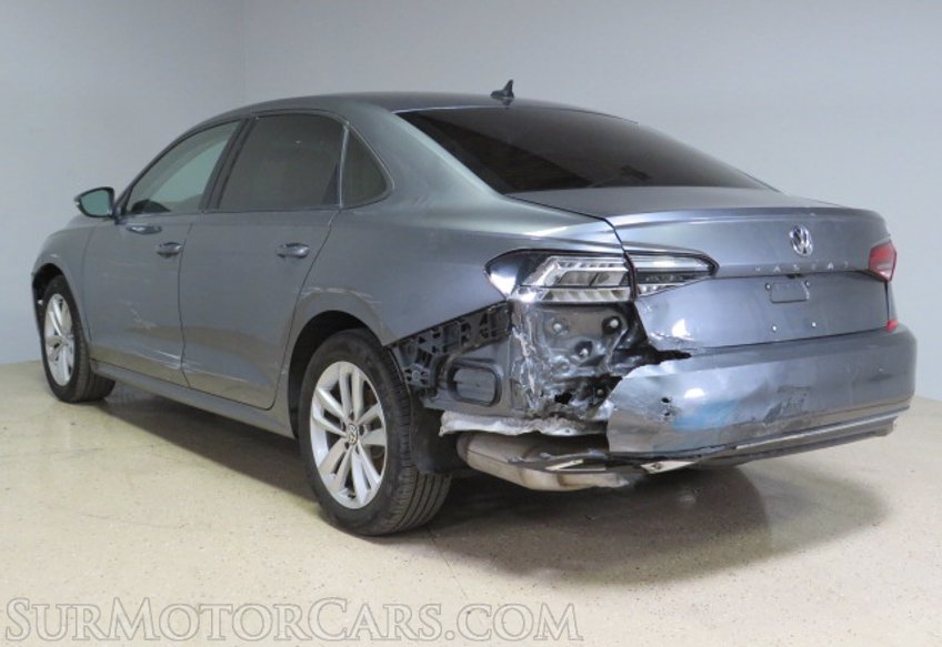 2021 Volkswagen Passat - Image 10