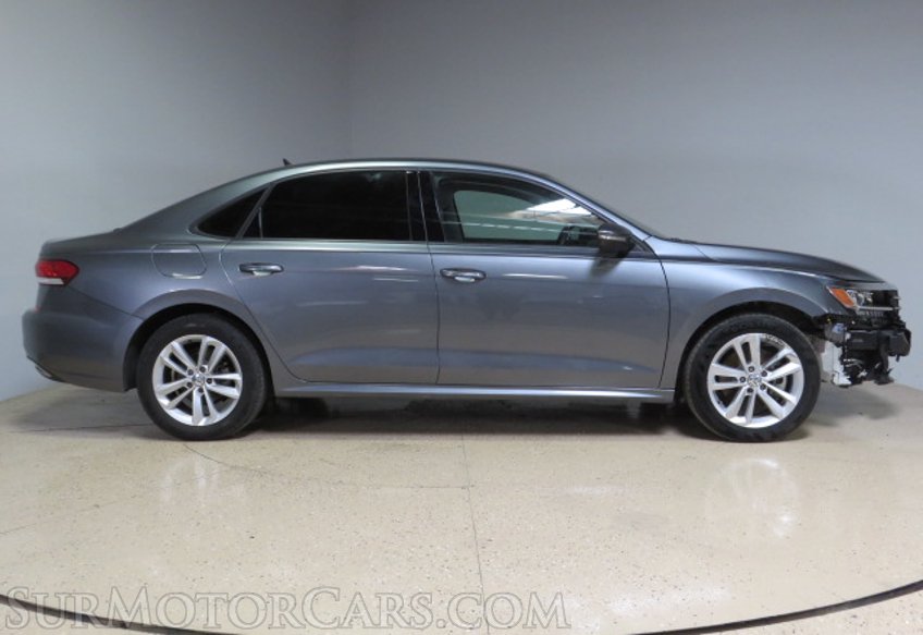 2021 Volkswagen Passat - Image 5