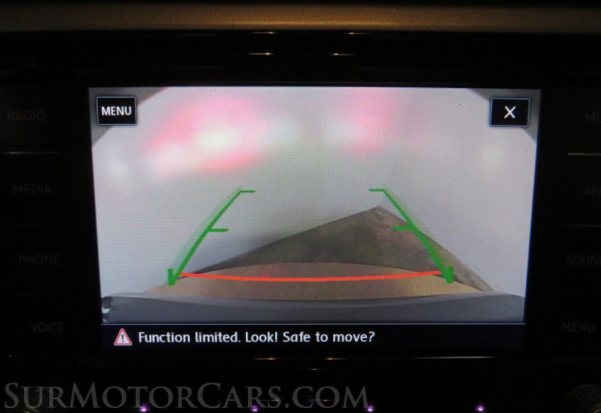 2021 Volkswagen Passat - Image 32