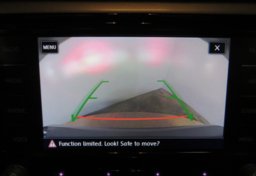 2021 Volkswagen Passat - Image 32