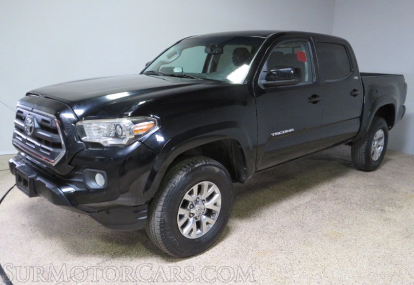 2016 Toyota Tacoma - Image 3