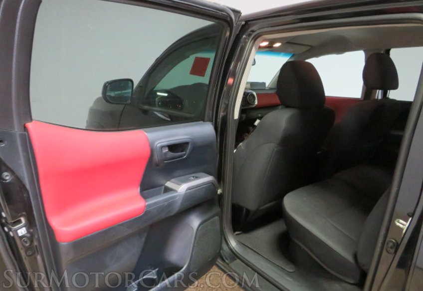 2016 Toyota Tacoma - Image 25