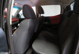 2016 Toyota Tacoma - Image 29