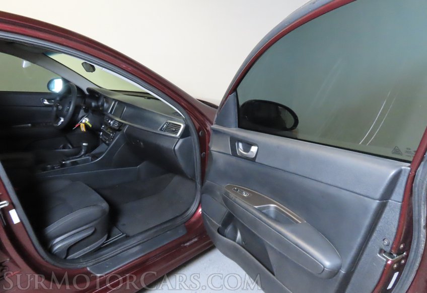 2019 Kia Optima - Image 22