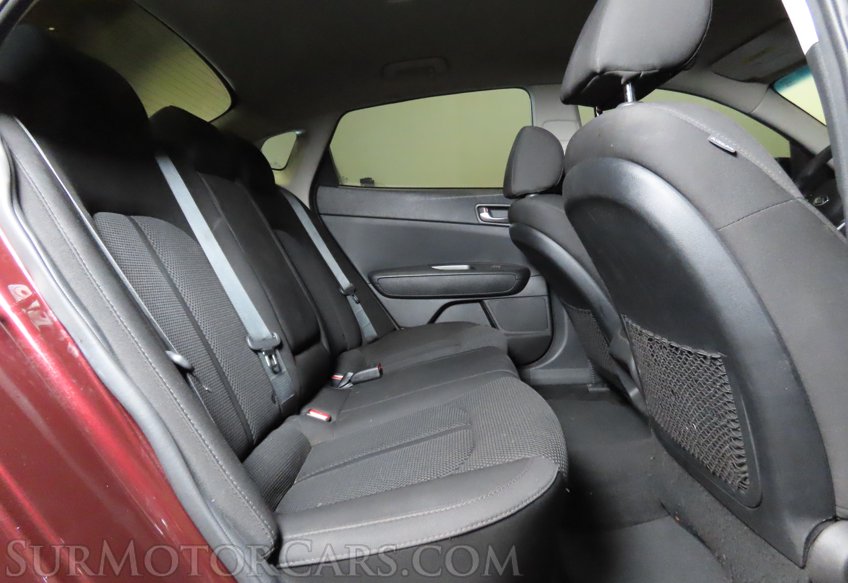 2019 Kia Optima - Image 28