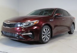2019 Kia Optima - Image 3