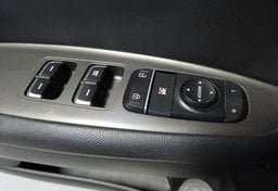 2019 Kia Optima - Image 45