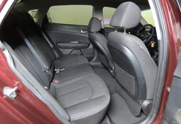 2019 Kia Optima - Image 32