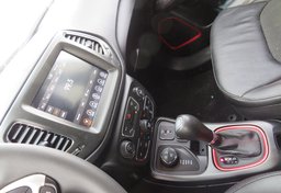 2021 Jeep Compass - Image 32