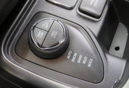 2021 Jeep Compass - Image 42