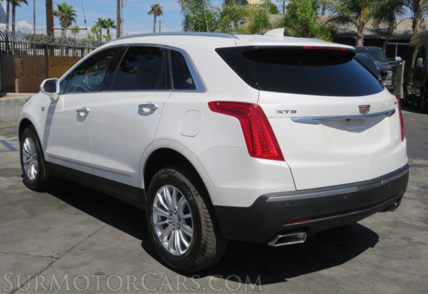 2018 Cadillac XT5 - Image 10