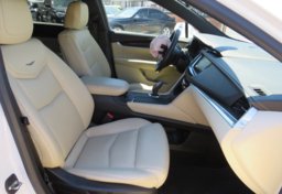 2018 Cadillac XT5 - Image 25