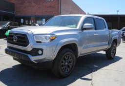 2021 Toyota Tacoma 4WD - Image 4