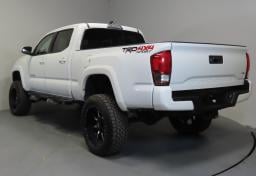 Thumbnail of 2017 Toyota Tacoma