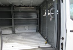 2018 Nissan NV Cargo - Image 30