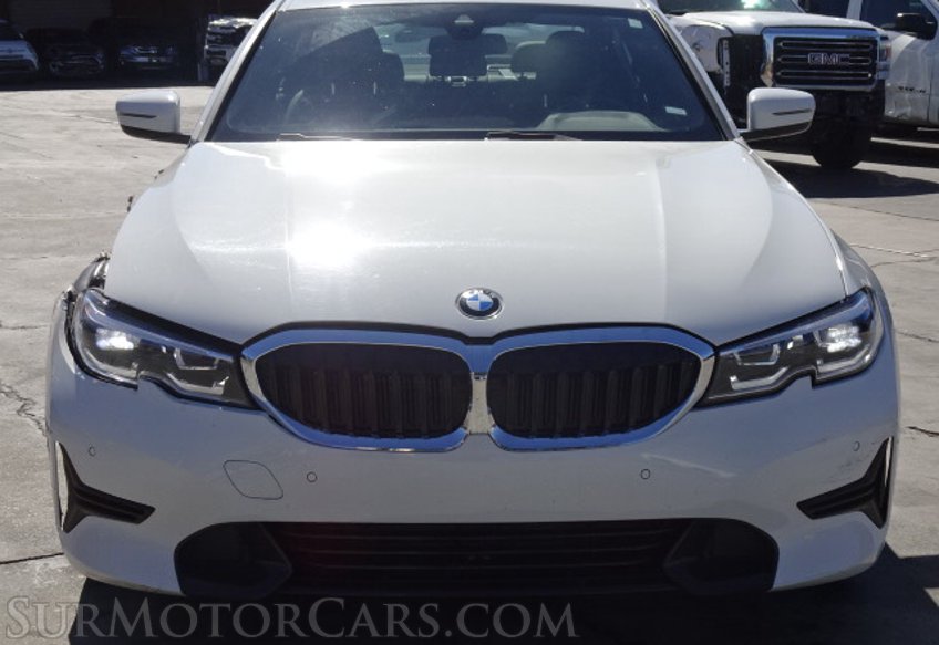 2020 BMW 3 Series - Image 9