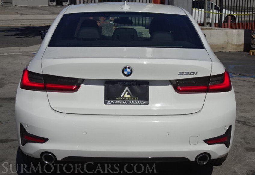 2020 BMW 3 Series - Image 10