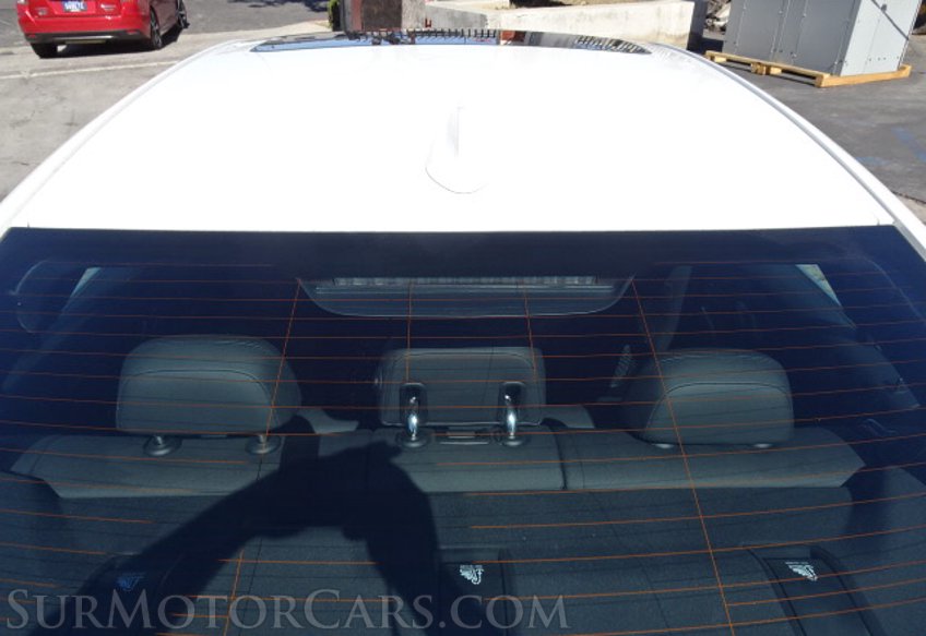2020 BMW 3 Series - Image 15