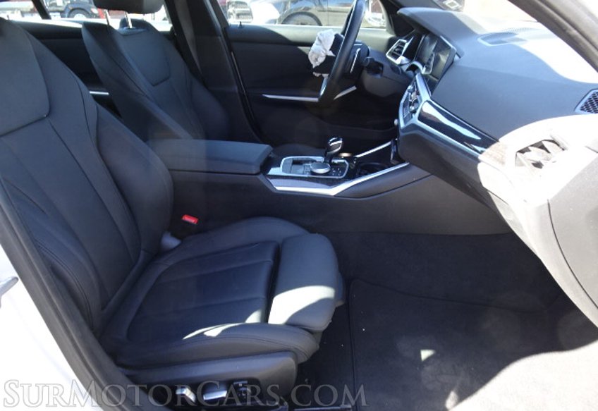 2020 BMW 3 Series - Image 26