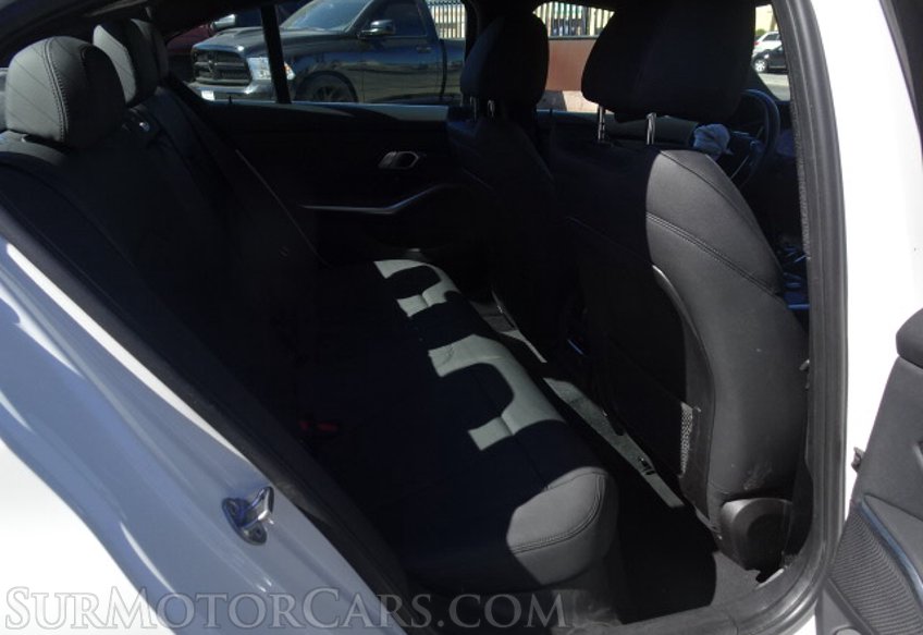2020 BMW 3 Series - Image 32
