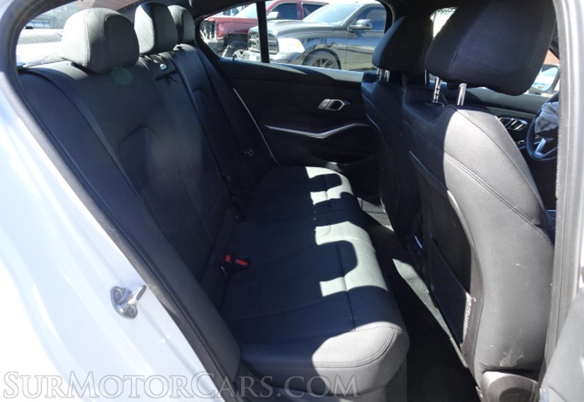 2020 BMW 3 Series - Image 30