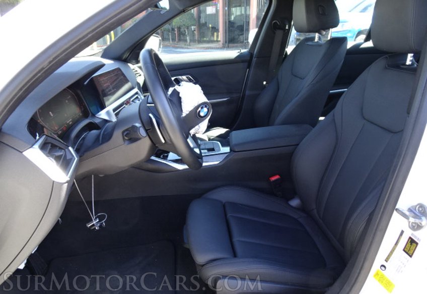 2020 BMW 3 Series - Image 25