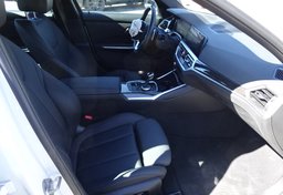 2020 BMW 3 Series - Image 28