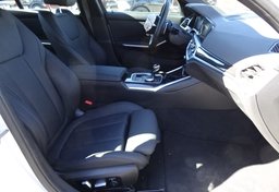 2020 BMW 3 Series - Image 26