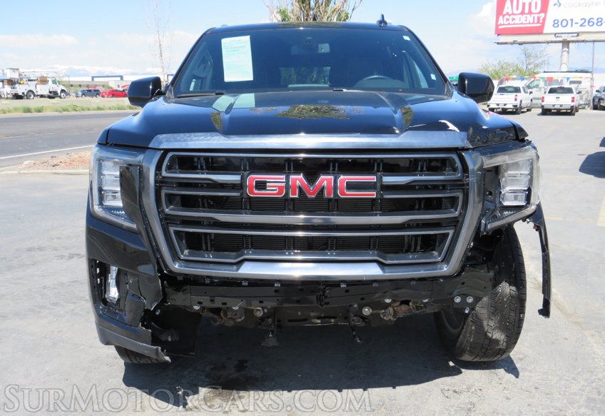 2022 GMC Yukon XL - Image 11