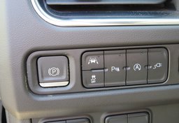 2022 GMC Yukon XL - Image 46