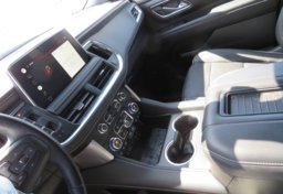 2022 GMC Yukon XL - Image 37