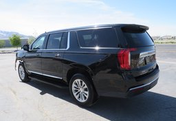2022 GMC Yukon XL - Image 6