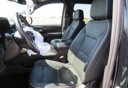 2022 GMC Yukon XL - Image 29