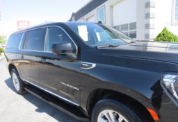 2022 GMC Yukon XL - Image 14