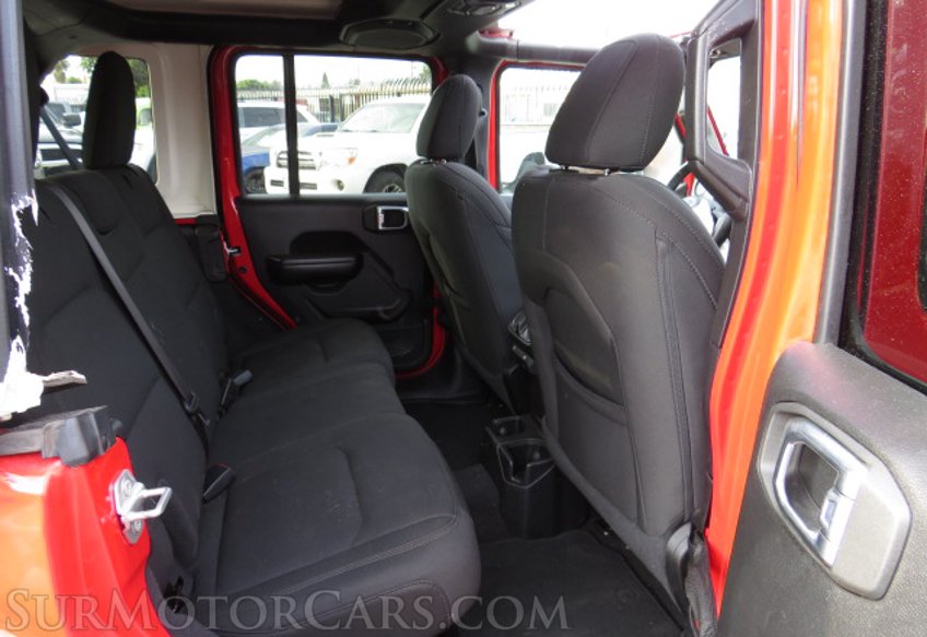 2021 Jeep Wrangler - Image 30