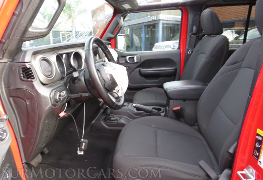 2021 Jeep Wrangler - Image 24