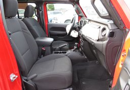 2021 Jeep Wrangler - Image 25