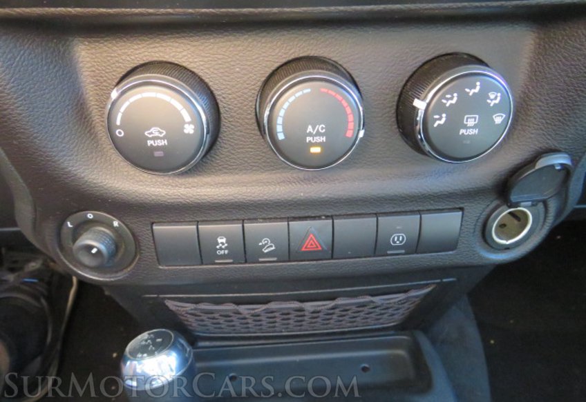 2018 Jeep Wrangler JK Unlimited - Image 35