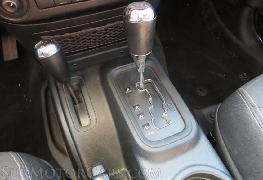 2018 Jeep Wrangler JK Unlimited - Image 36