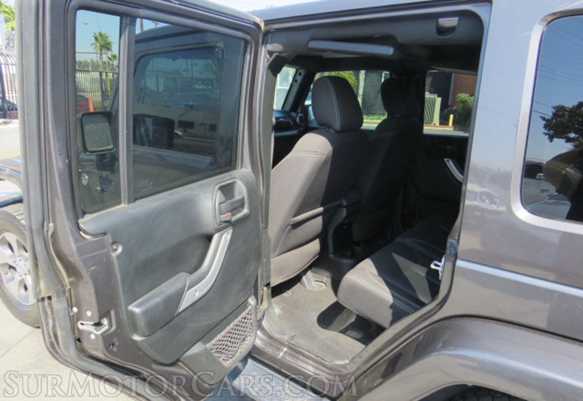 2018 Jeep Wrangler JK Unlimited - Image 21