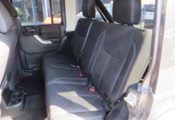 2018 Jeep Wrangler JK Unlimited - Image 29