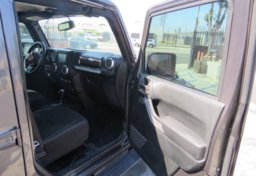 2018 Jeep Wrangler JK Unlimited - Image 20