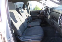 2019 Chevrolet Silverado 1500 - Image 32