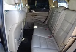 2014 Jeep Grand Cherokee - Image 32