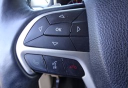 2014 Jeep Grand Cherokee - Image 40