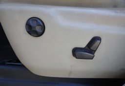 2014 Jeep Grand Cherokee - Image 48