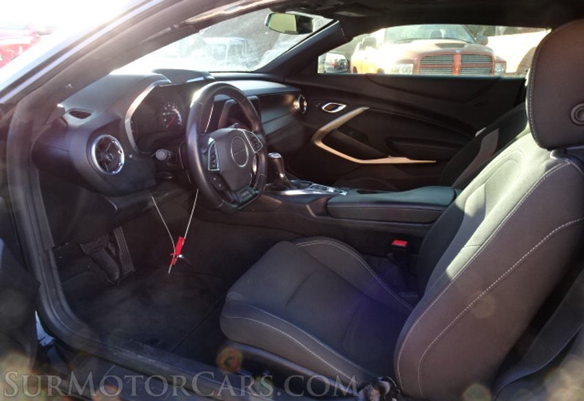 2017 Chevrolet Camaro - Image 25